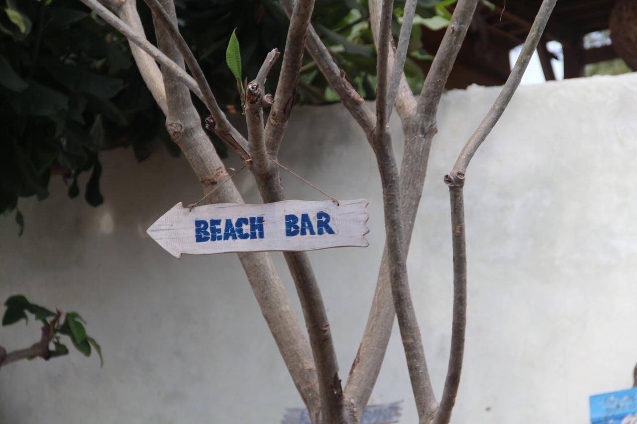 Star Bar And Bungalows Гілі-Аїр Екстер'єр фото